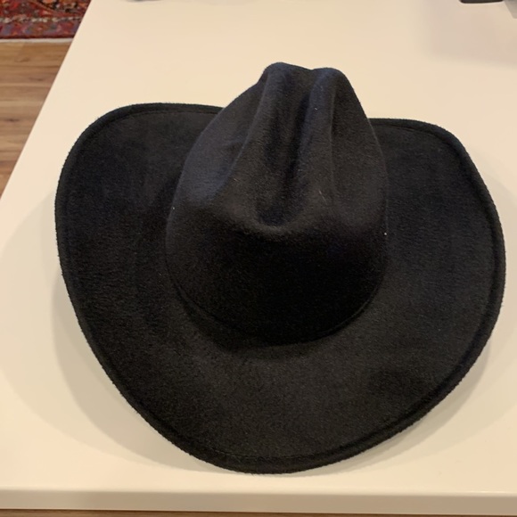 2 Cowboy hats - Picture 6 of 6